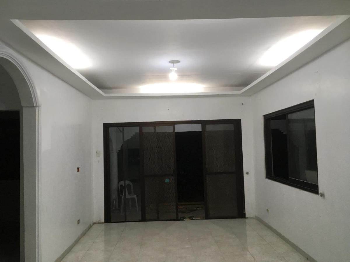 Villa Bolinao Transient House A Balingasay Esterno foto