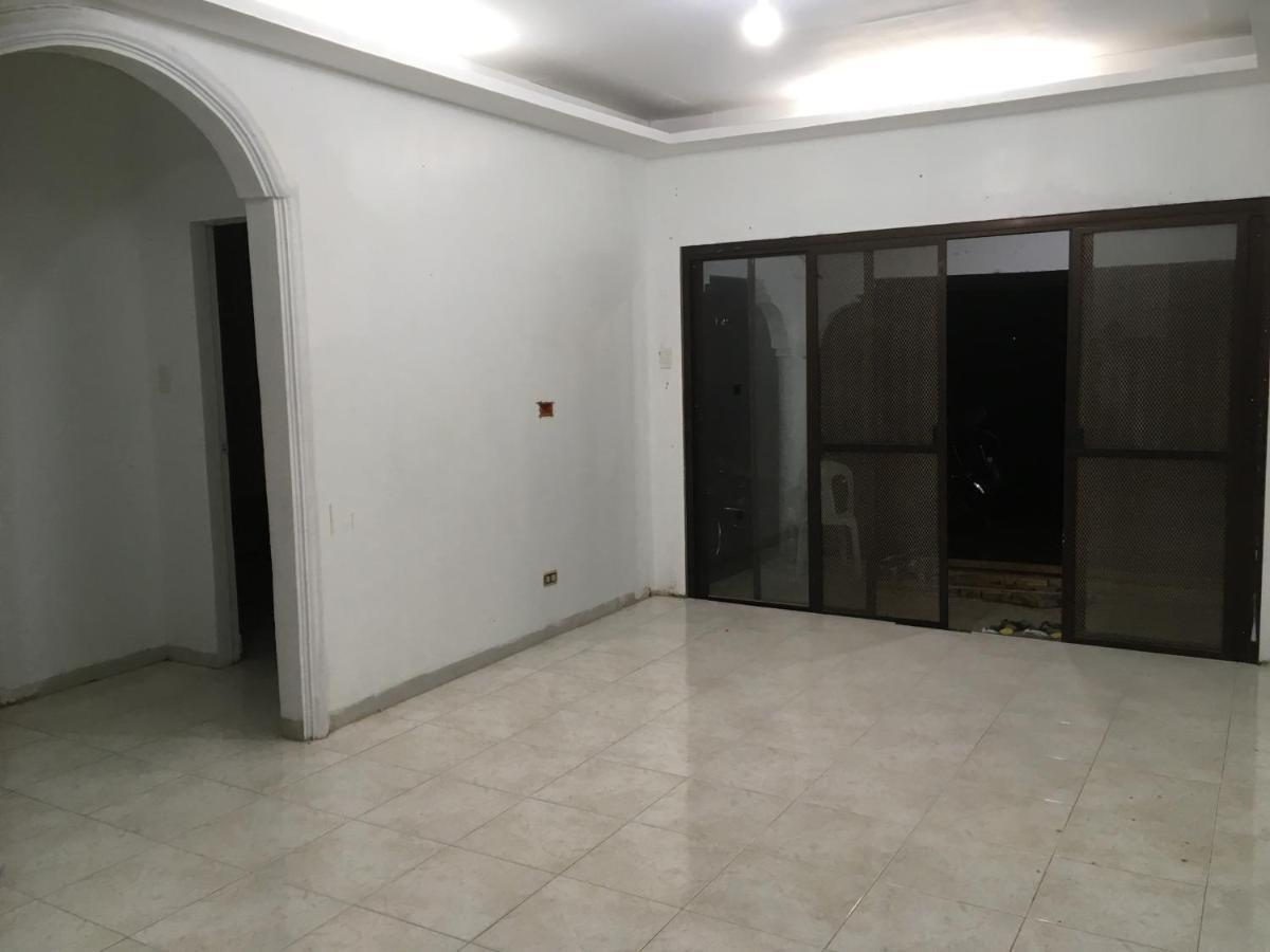 Villa Bolinao Transient House A Balingasay Esterno foto